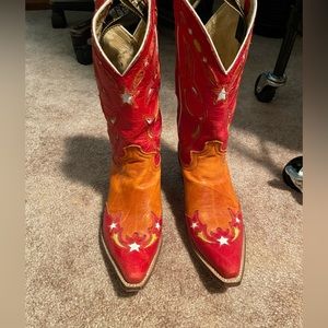 Gorgeous Justin Boots size 7 1/2 M